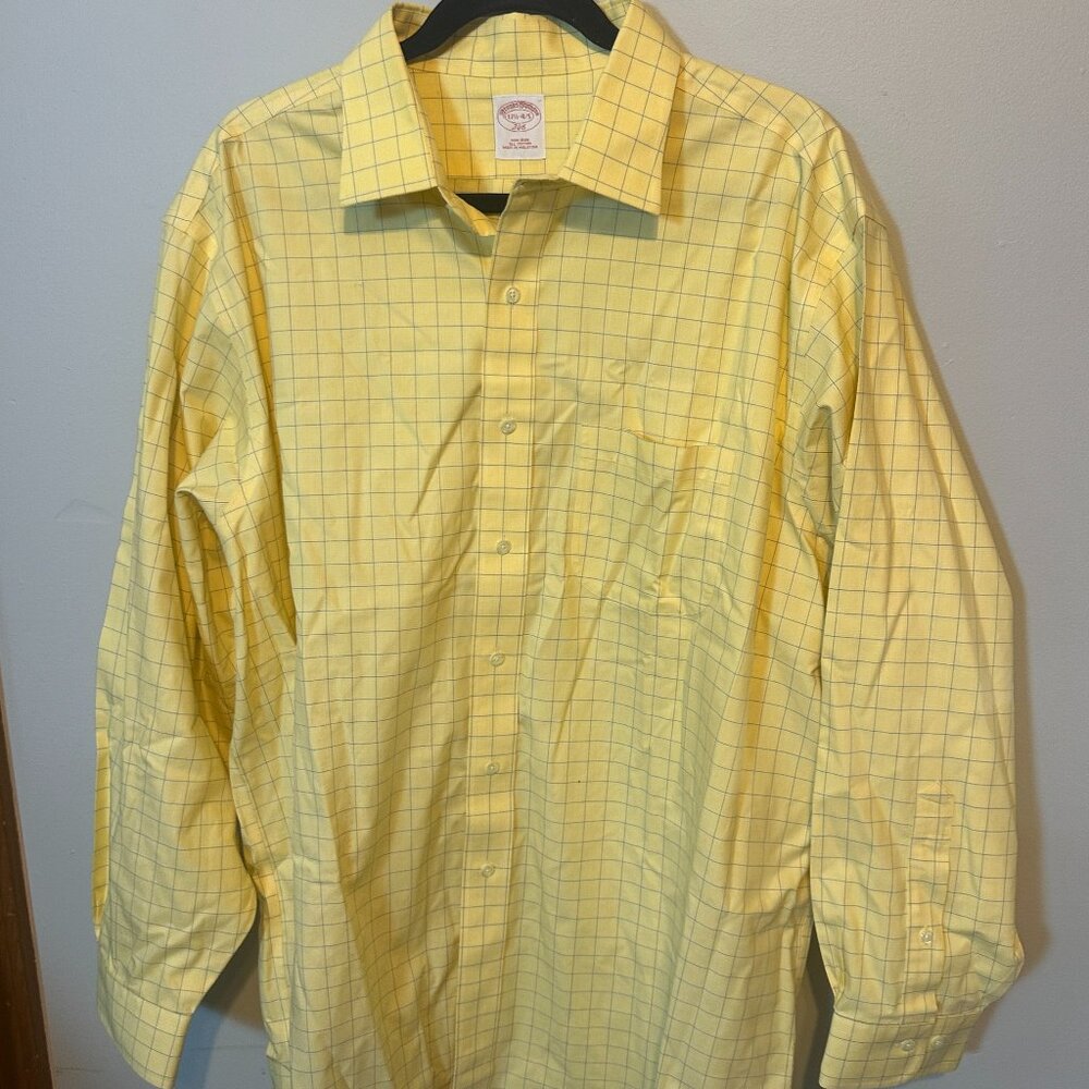 Mens Brooks Brothers button down